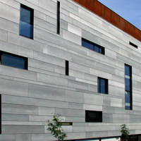 Пример вентилируемого фасада из фиброцементных панелей